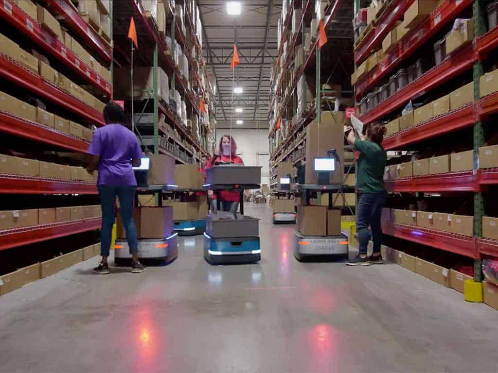 What is batch picking? Definition, benefits & more 6 River Systems